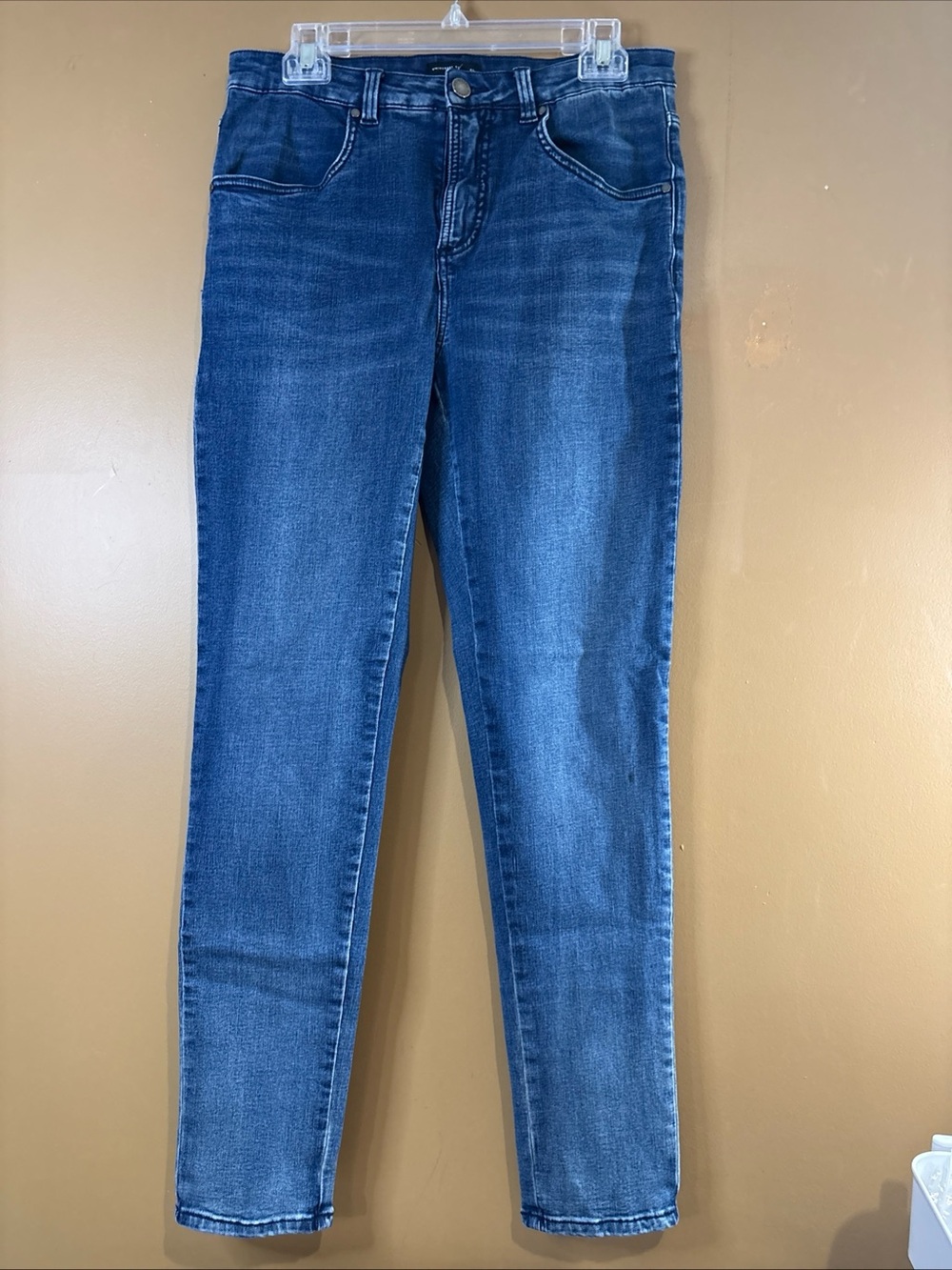 HC1025 Universal Standard Skinny Jeans Sz. Large  Medium Blue Distressed Stretch